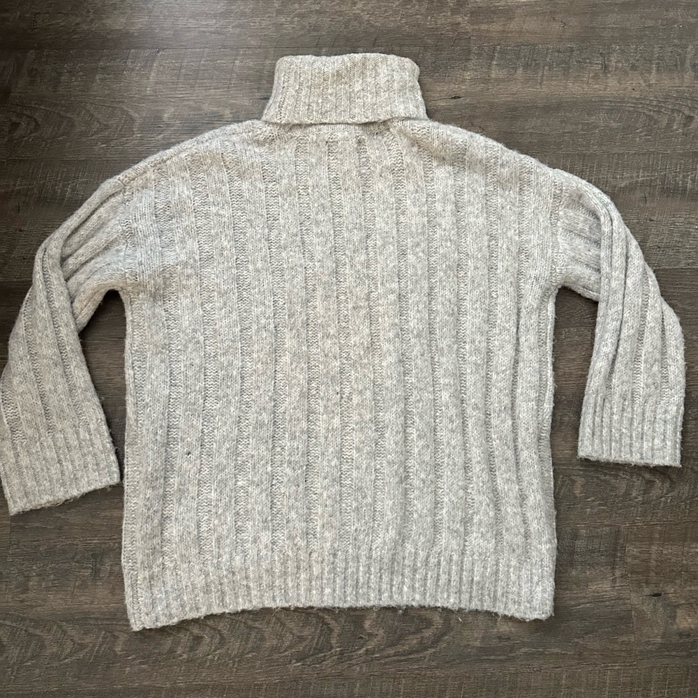 Topshop Grey Oversized Turtlenck Sweater - Picture 3 of 3